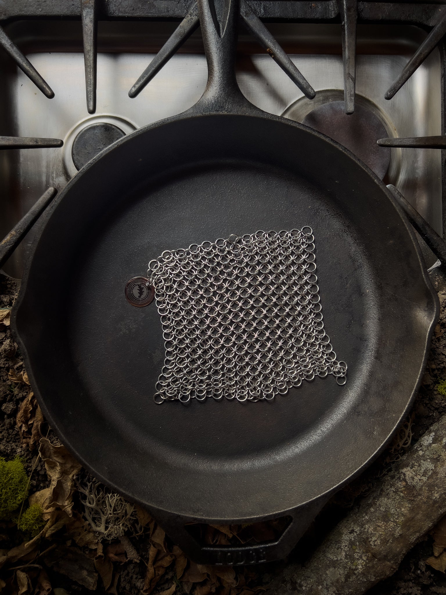 Best $20 ever spent. The ringer. Chainmail cast iron scrubber. We